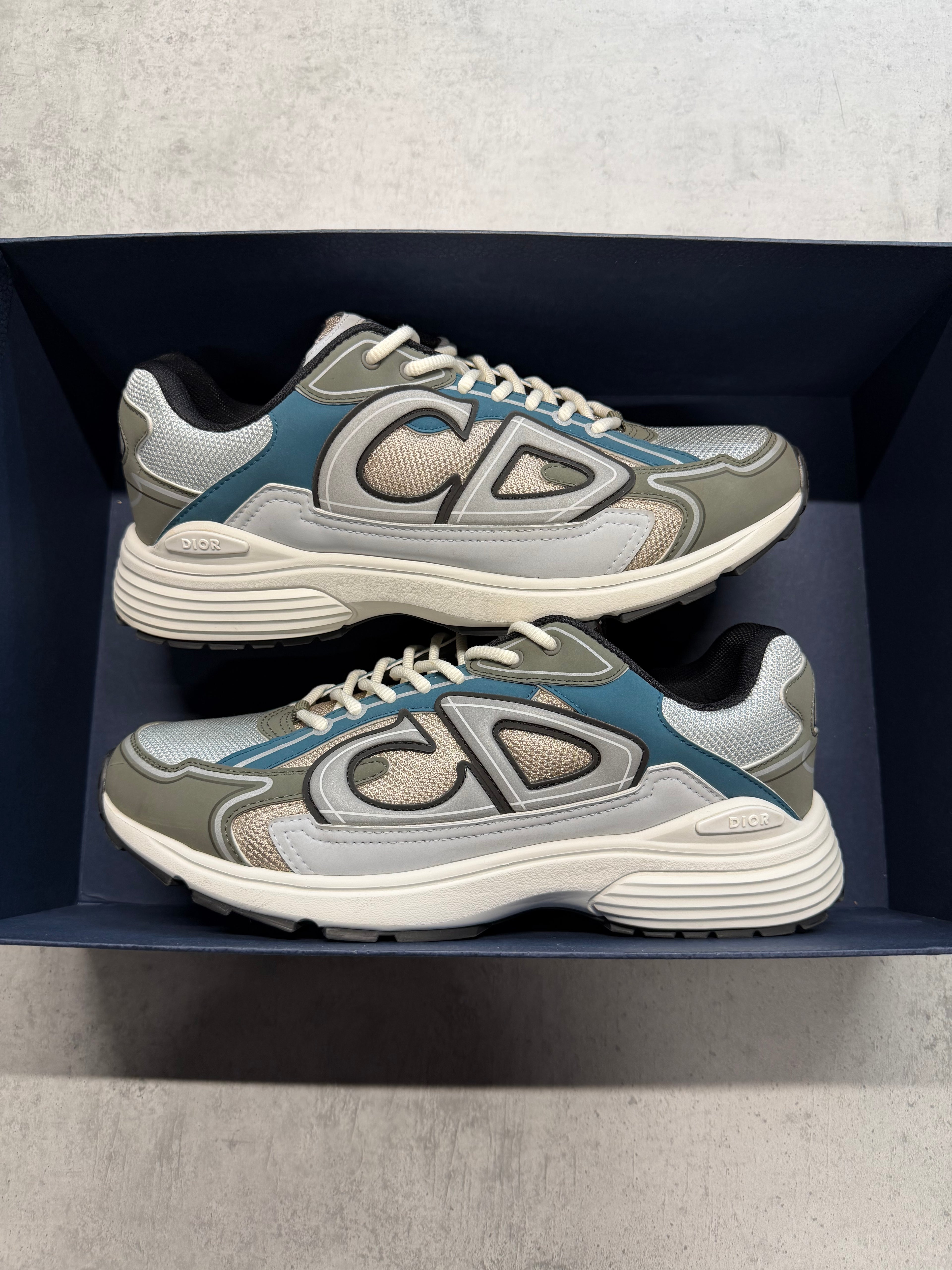 DIOR B30 - KHAKI BLUE - UK8