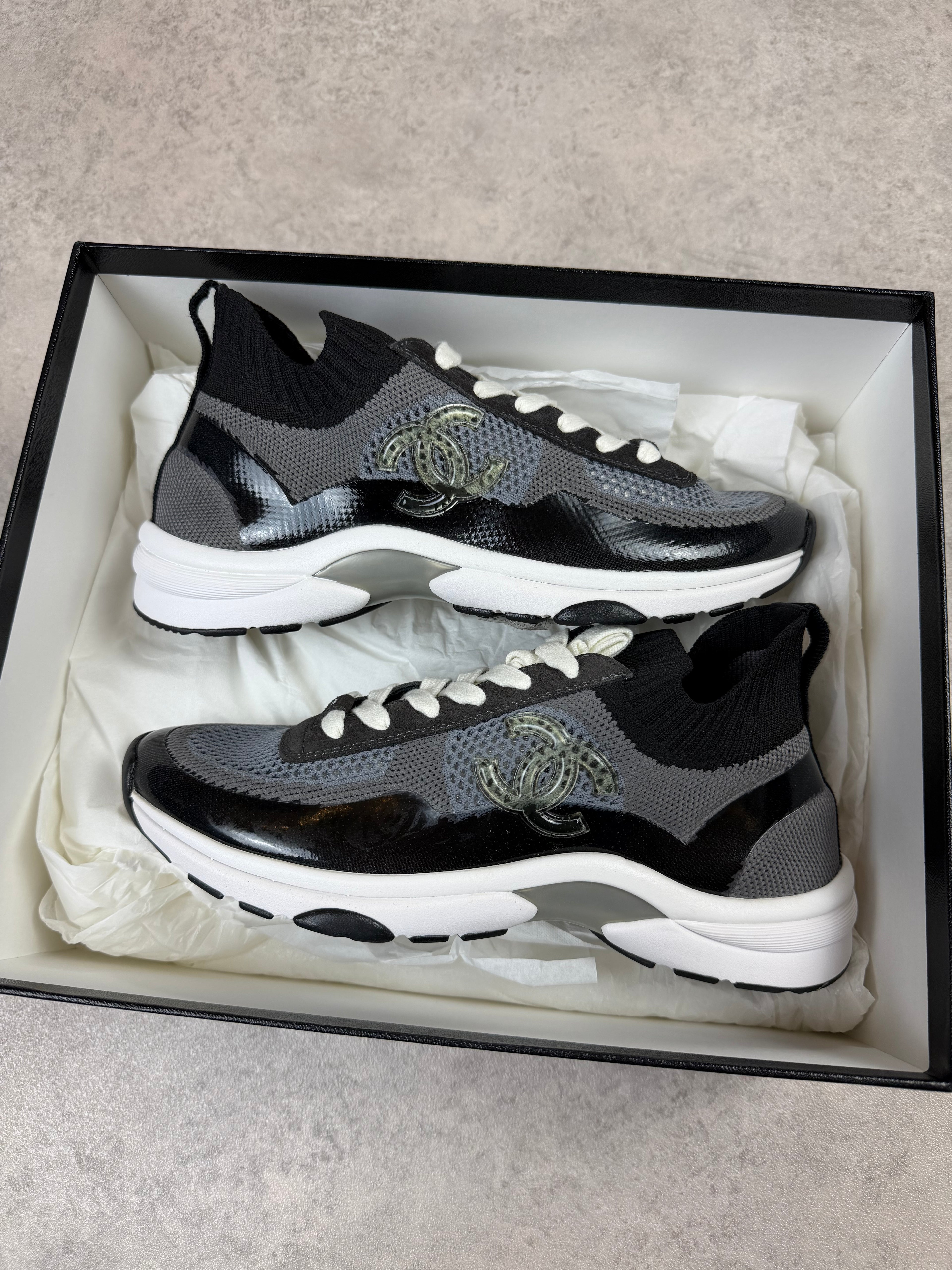 CHANEL RUNNERS - UK4
