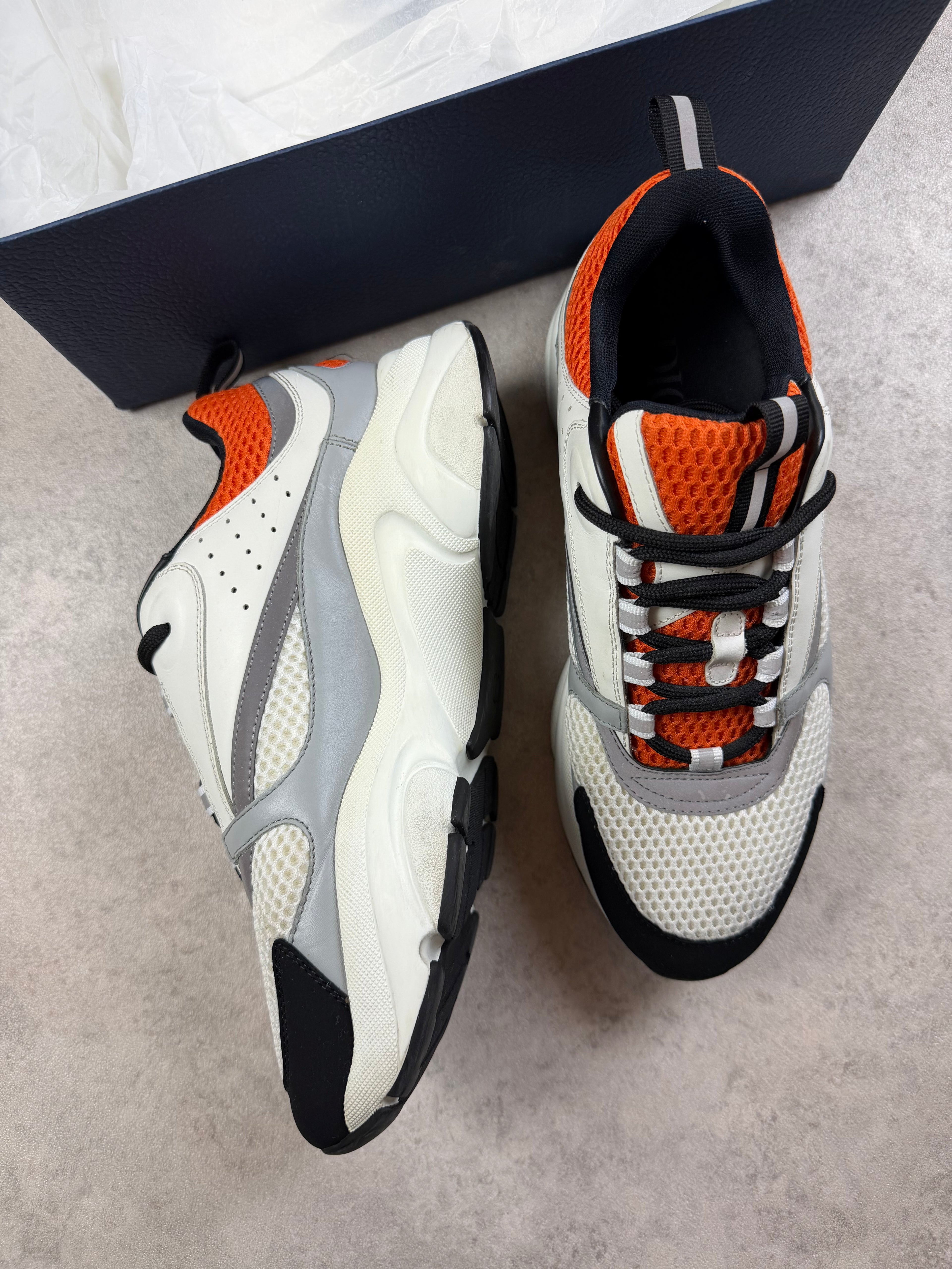 DIOR B22 - WHITE/ORANGE - UK8
