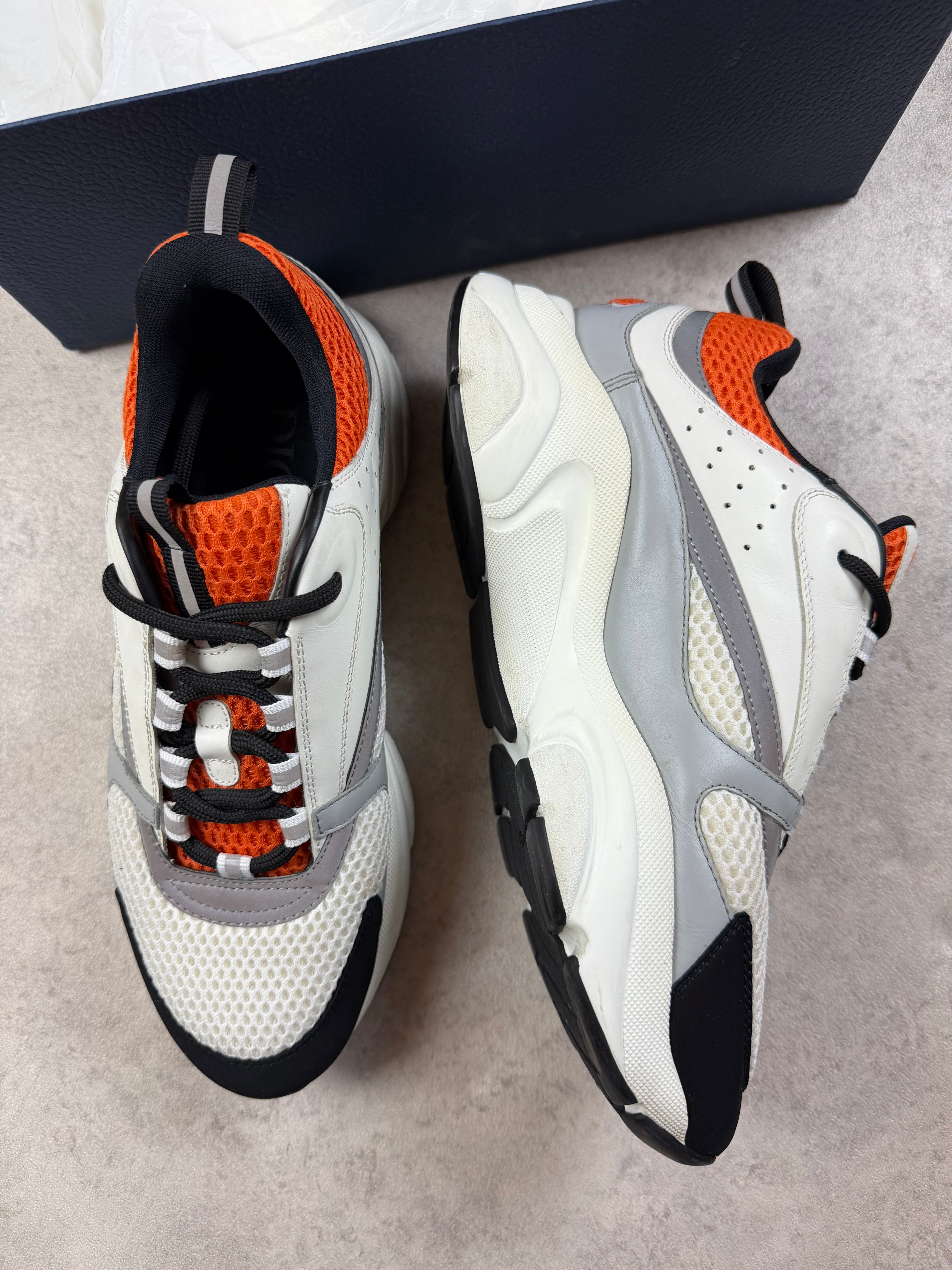 DIOR B22 - WHITE/ORANGE - UK8