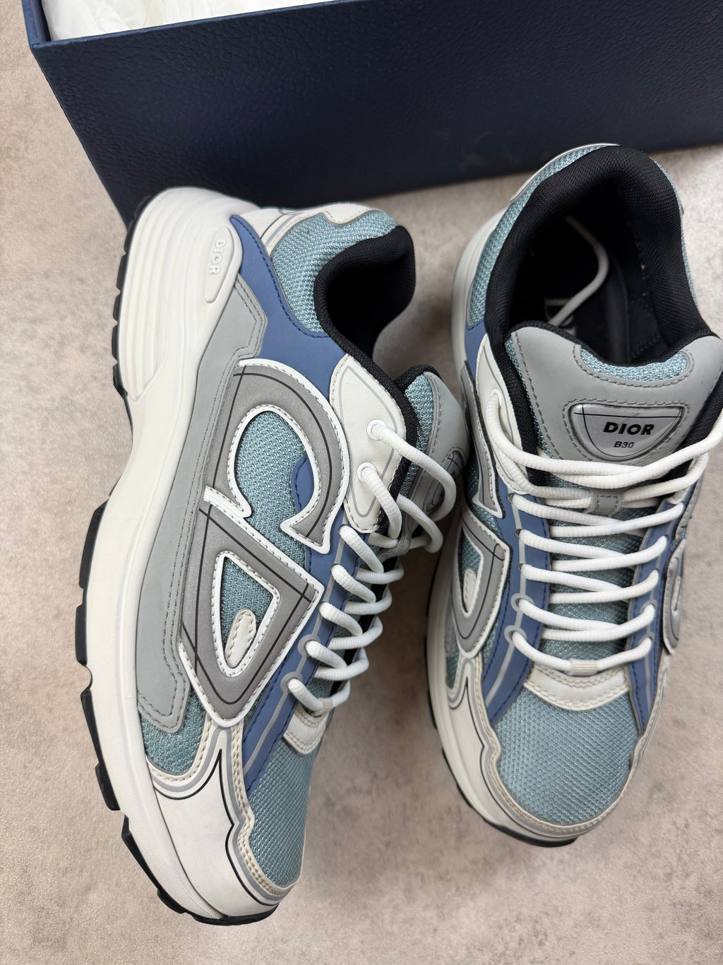 DIOR B30 - BABY BLUE - UK9