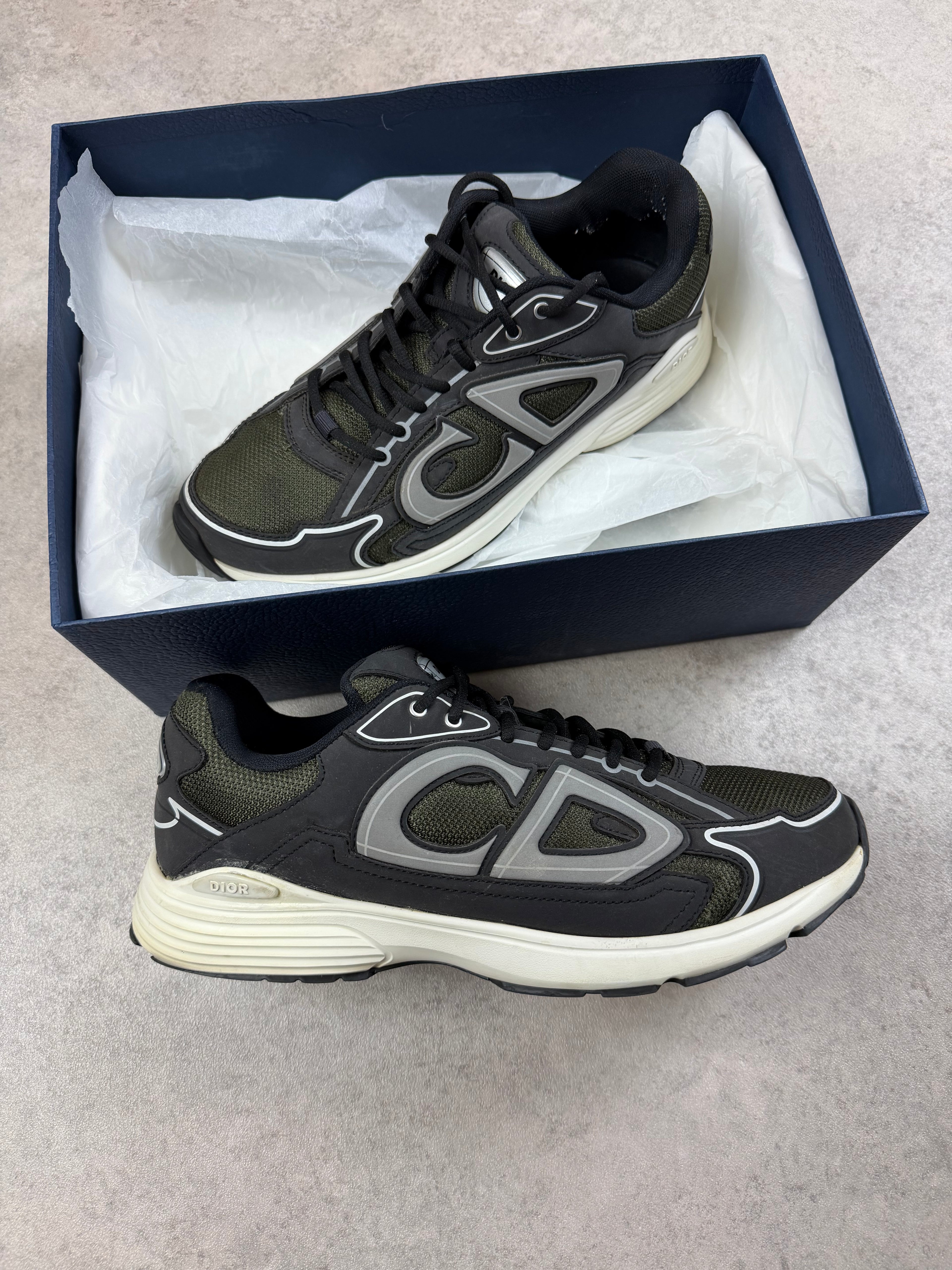 DIOR B30 - KHAKI - UK10