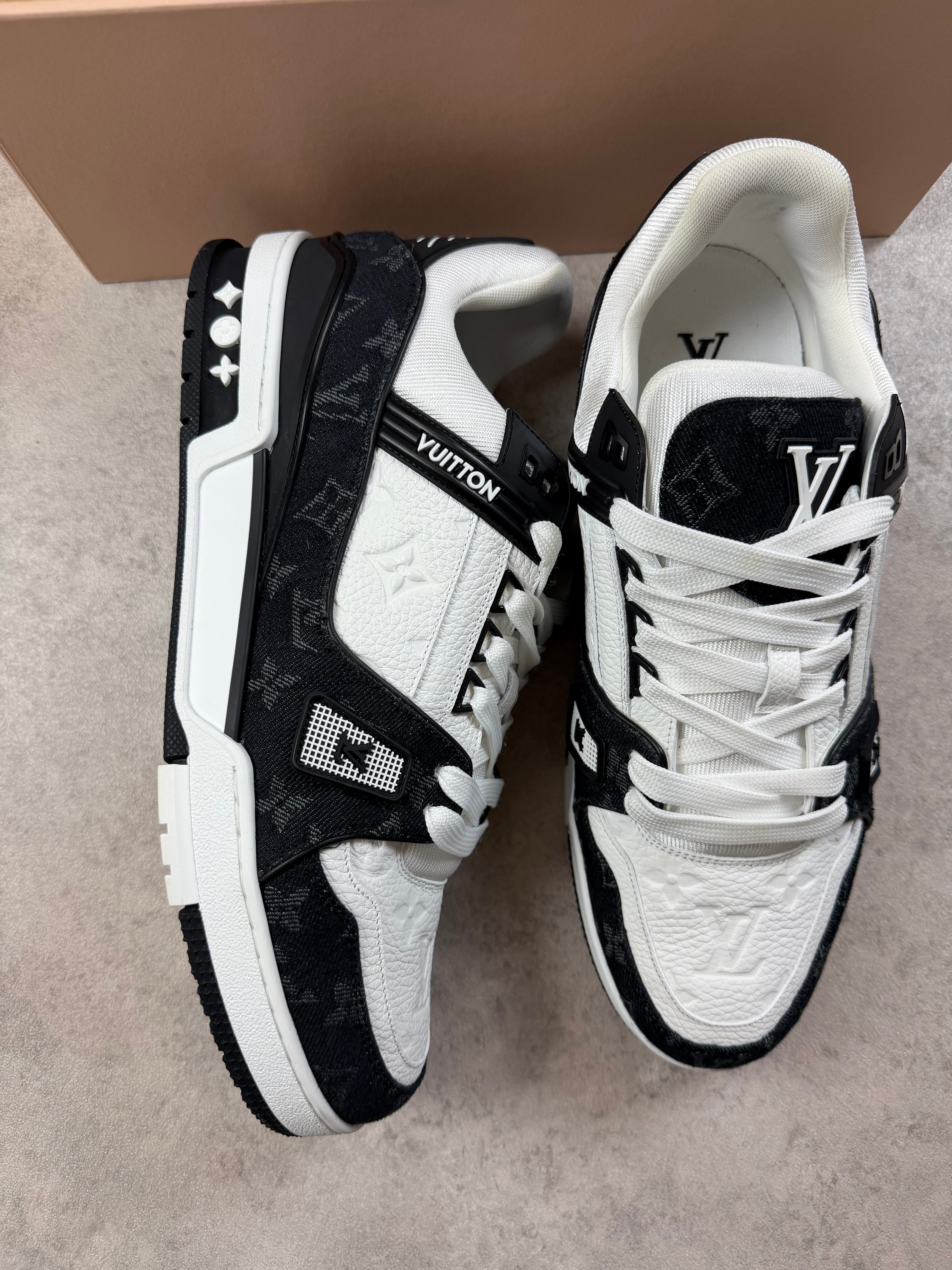 LOUIS VUITTON DENIM - BLACK/WHITE - LV10.5