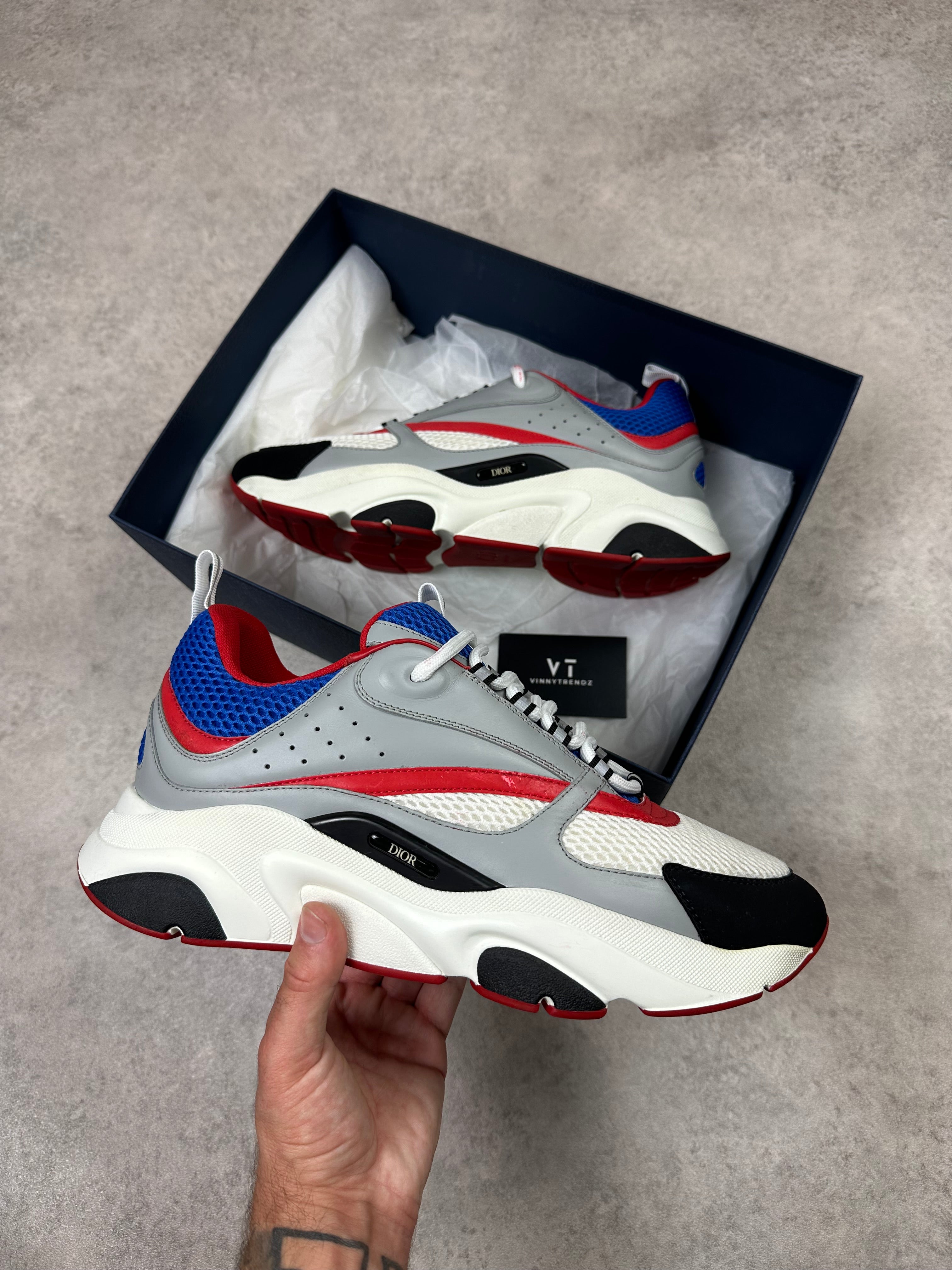 DIOR B22 - SPIDER-MAN - EU44 (UK10)