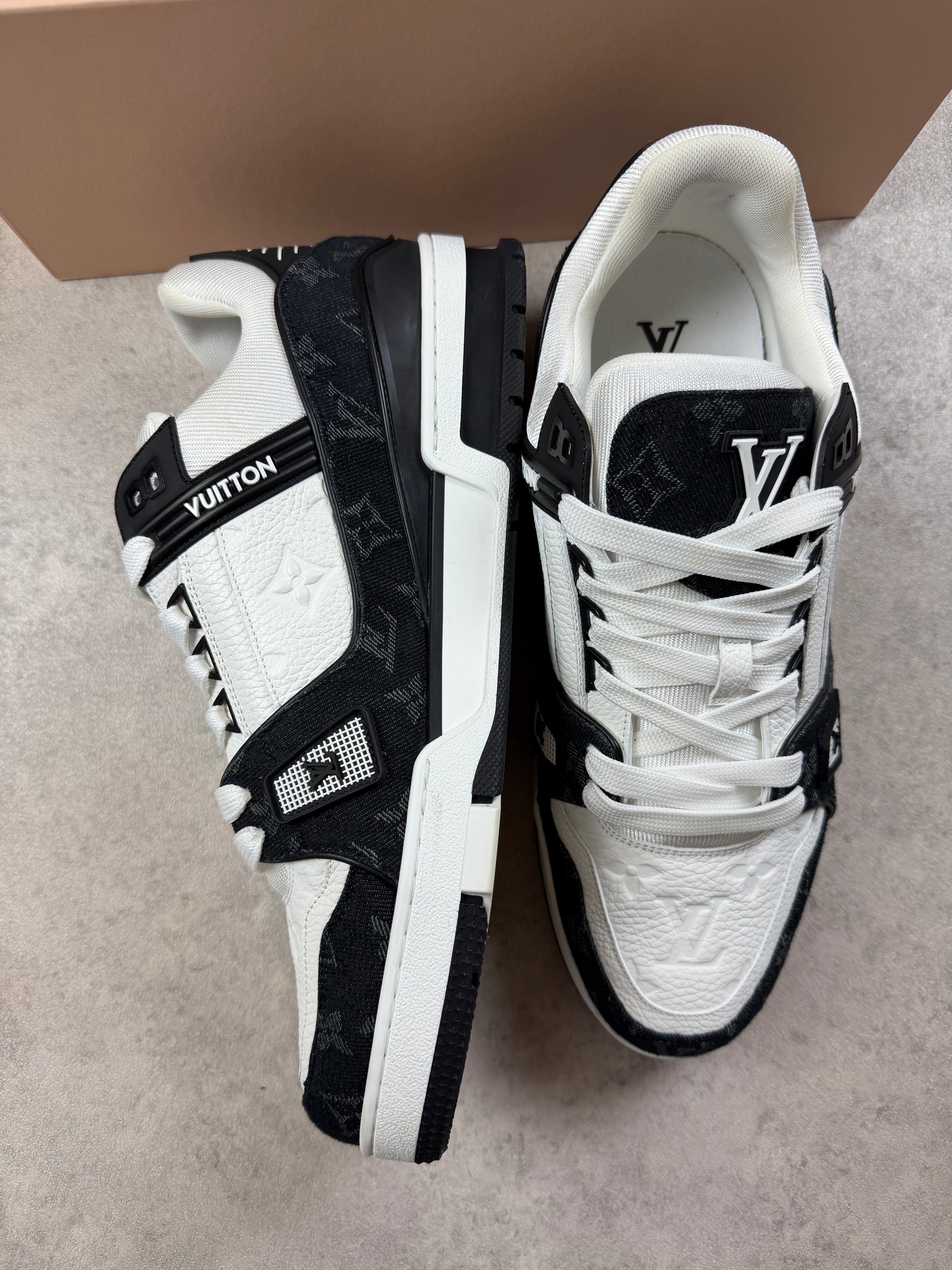 LOUIS VUITTON DENIM - BLACK/WHITE - LV10.5