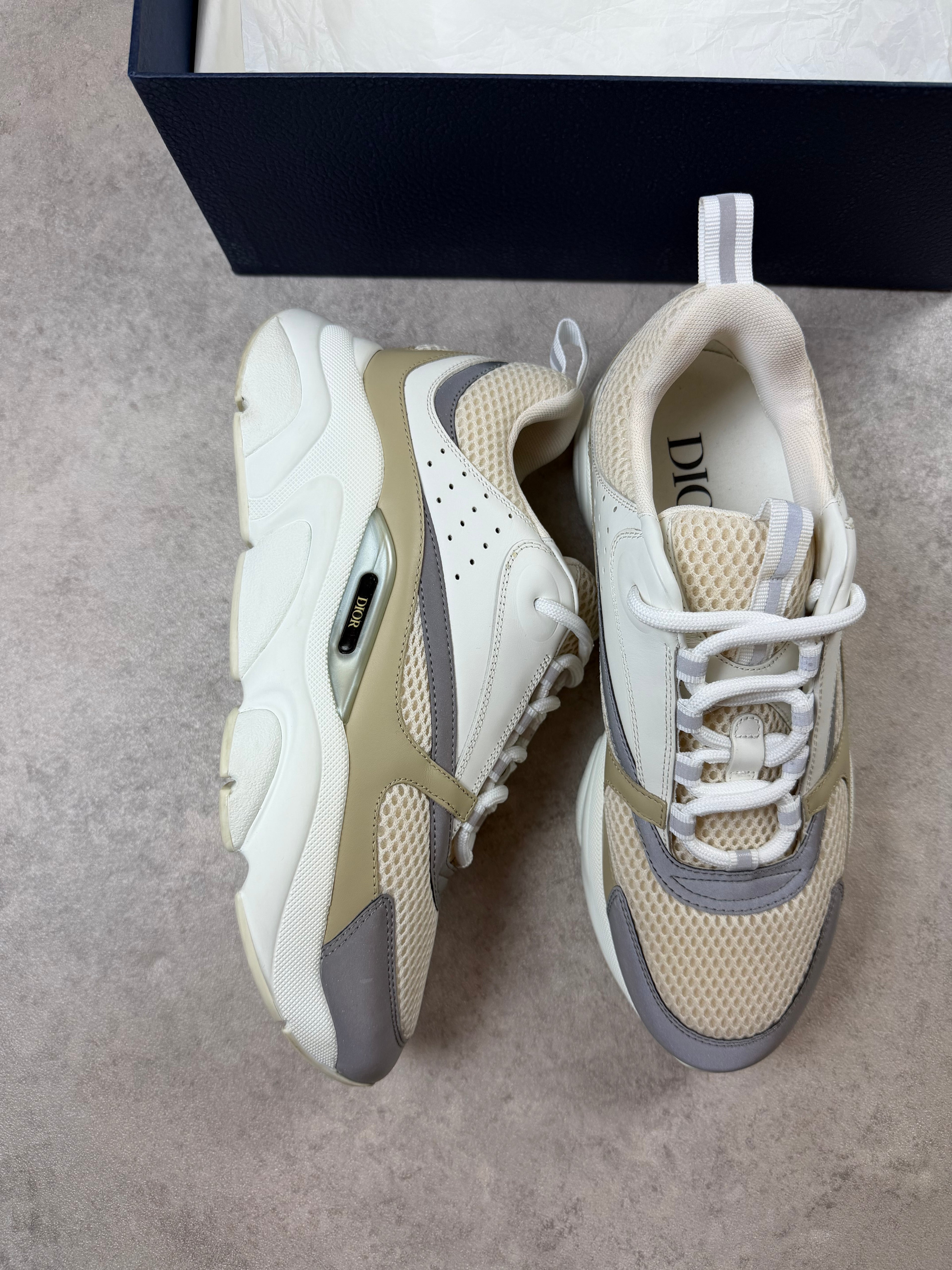 DIOR B22 - BEIGE - UK8