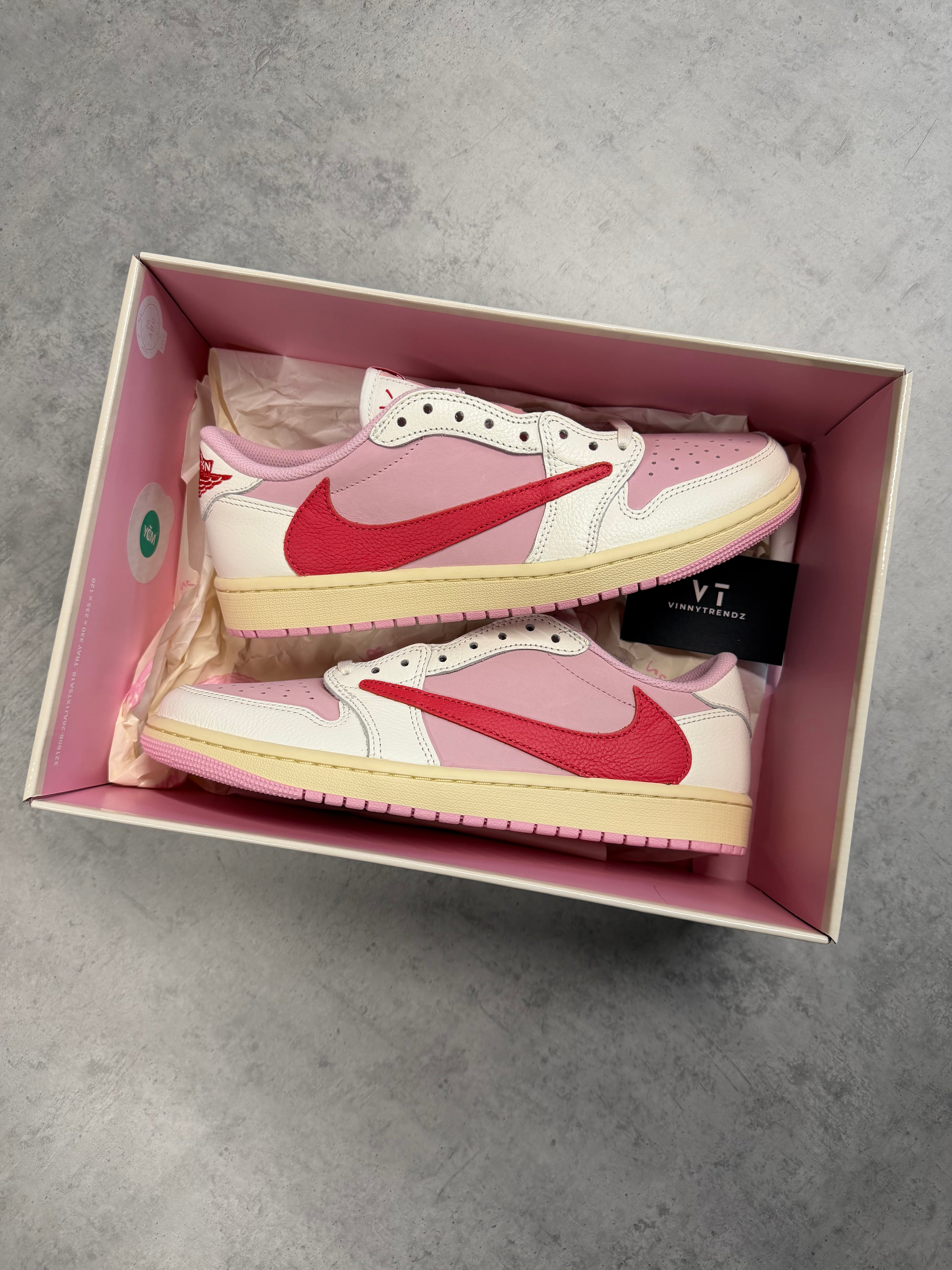 NIKE TRAVIS SCOTT - TROPICAL PINK