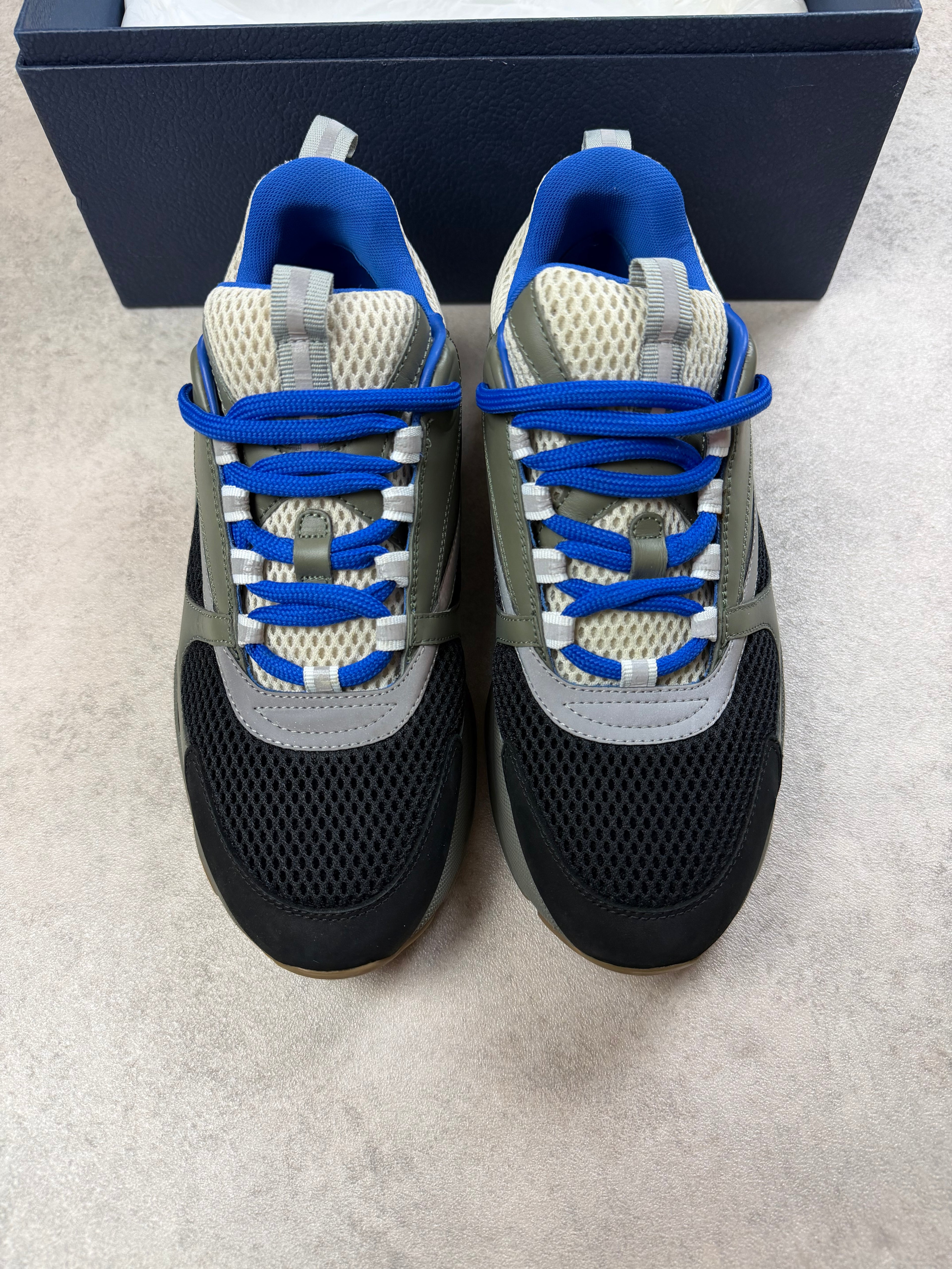 B22 - KHAKI/BLUE - UK7