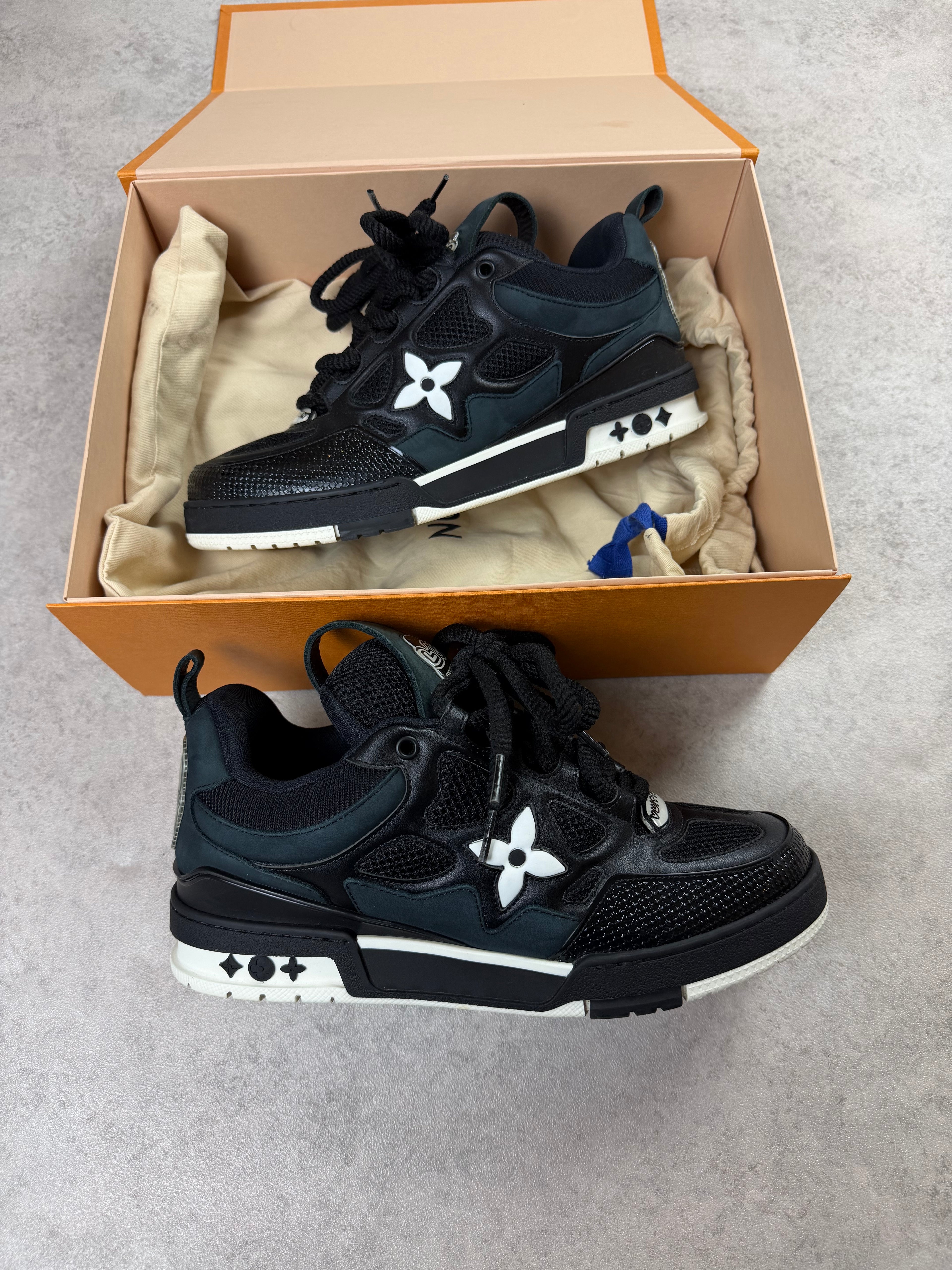 LOUIS VUITTON SKATE - BLACK - LV8