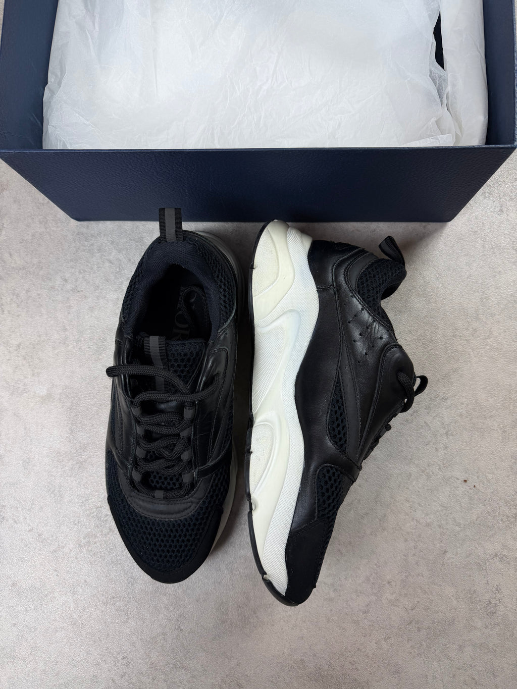 DIOR B22 - BLACK/WHITE - UK6