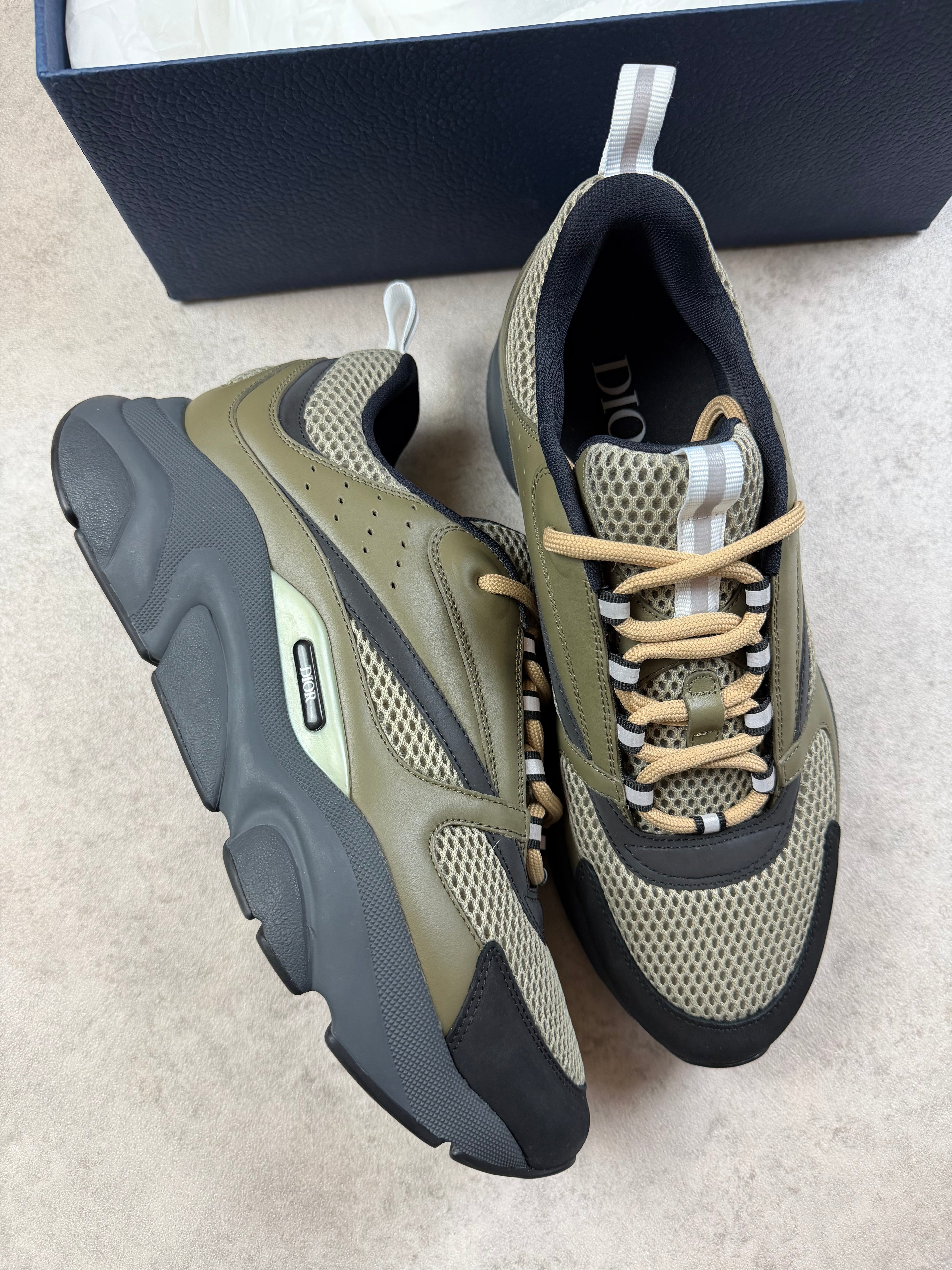 DIOR B22 - KHAKI - UK10