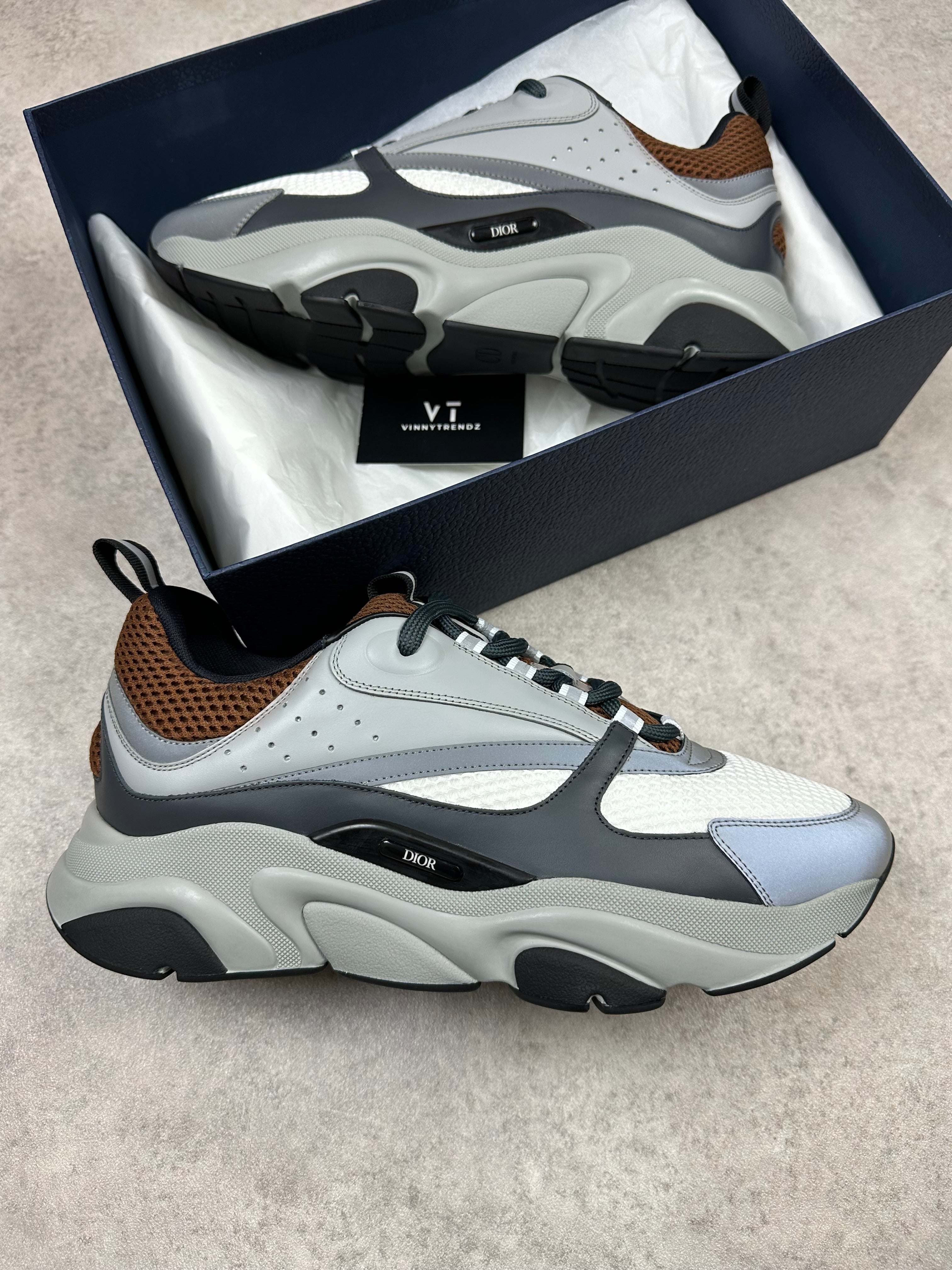 DIOR B22 - WHITE/GREY/BROWN - EU45 (UK11)