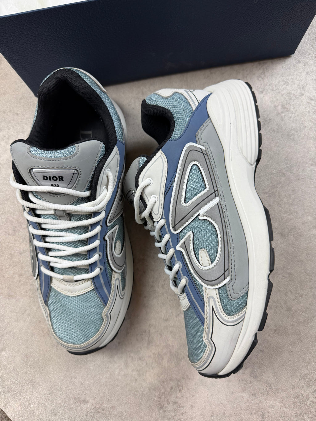 DIOR B30 - BABY BLUE - UK9