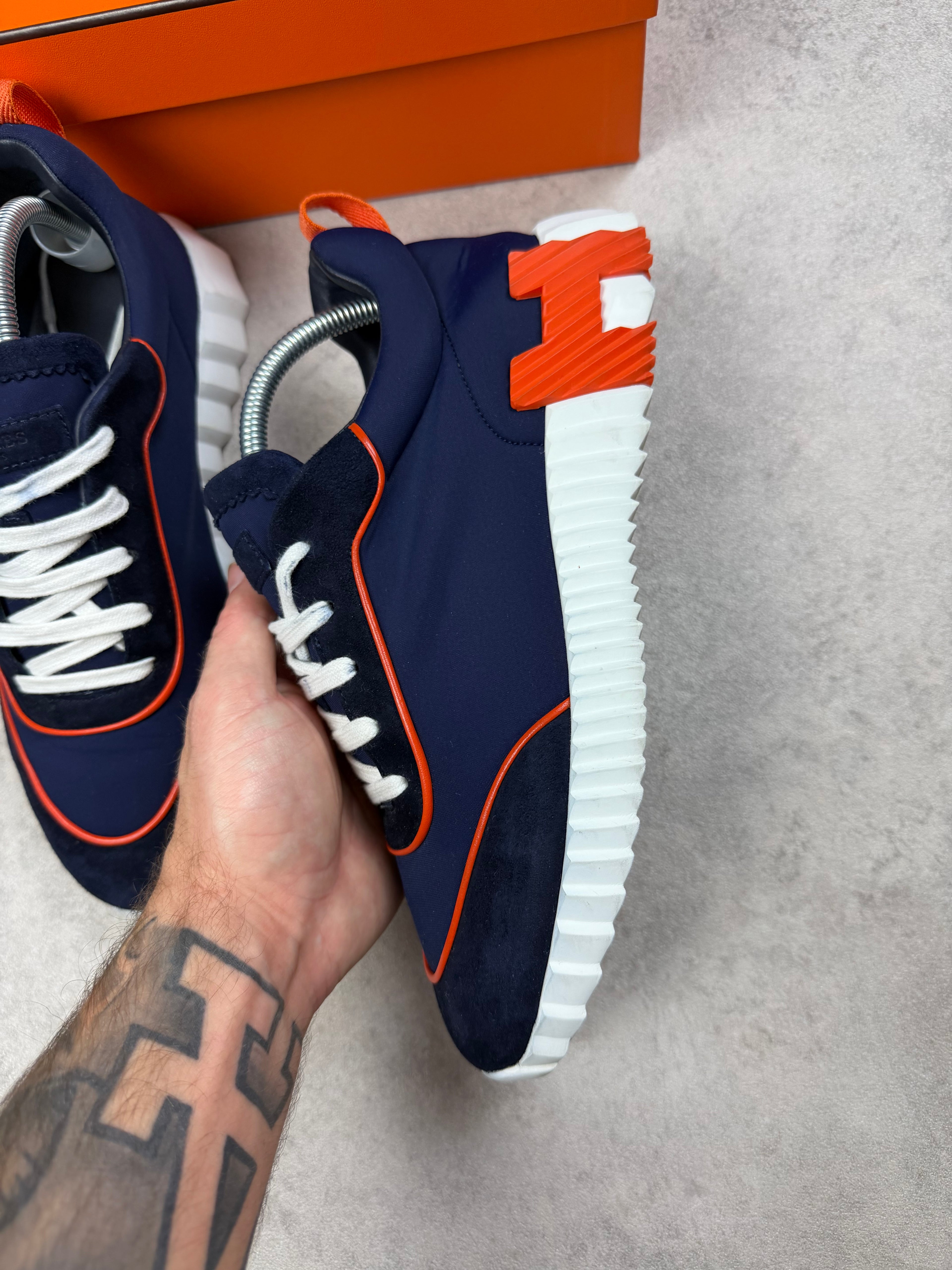 HERMES BOUNCING - NAVY/ORANGE - UK6.5