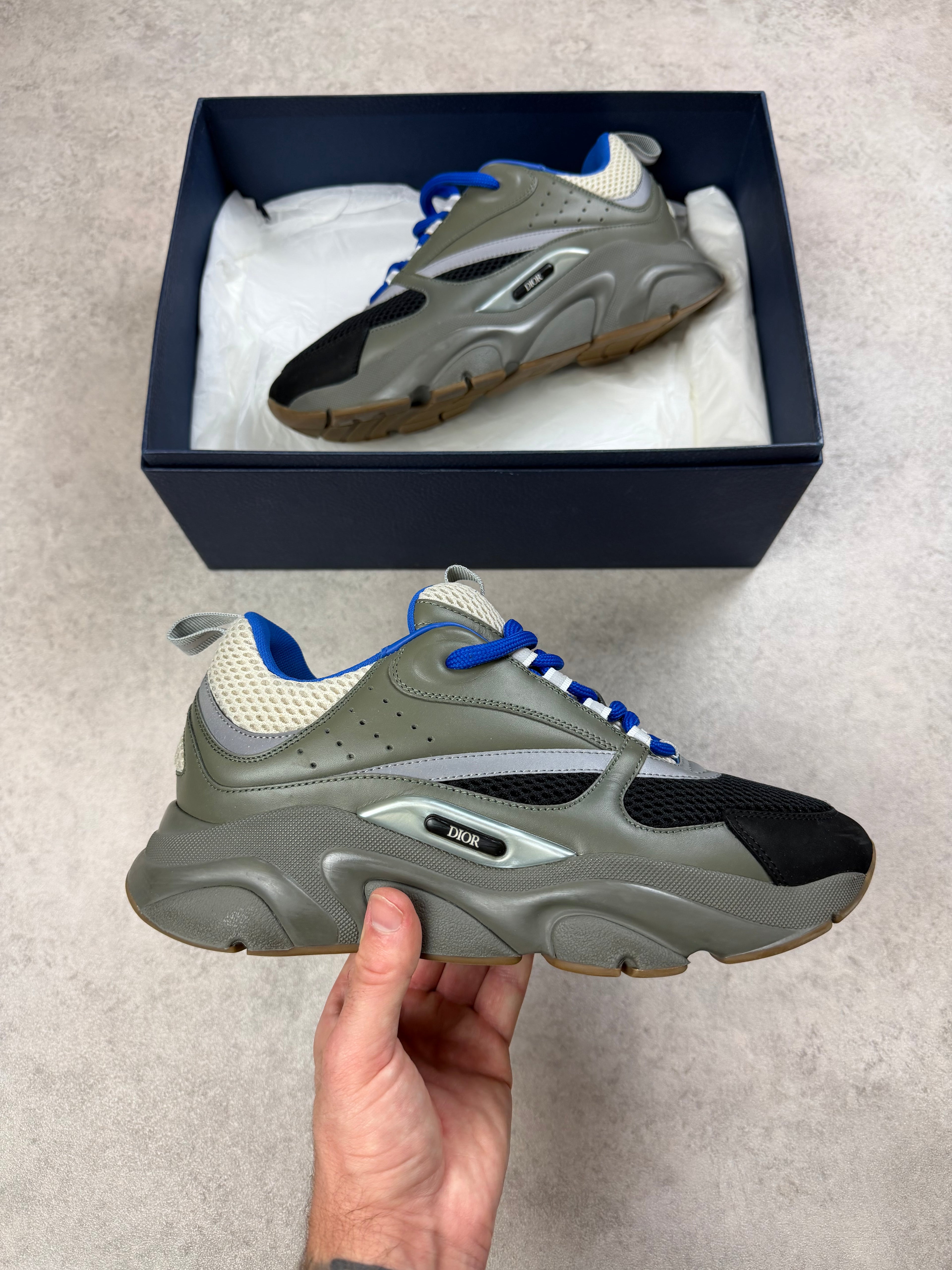 B22 - KHAKI/BLUE - UK7